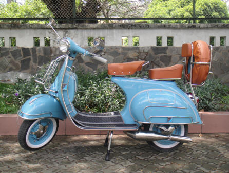 Vespa VBB Standard 150cc in Light Blue