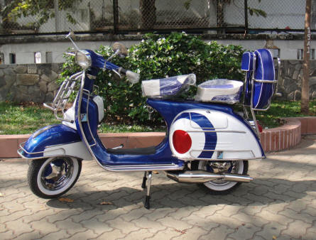 Vespa VLB 150cc in Blue/White MOD Target